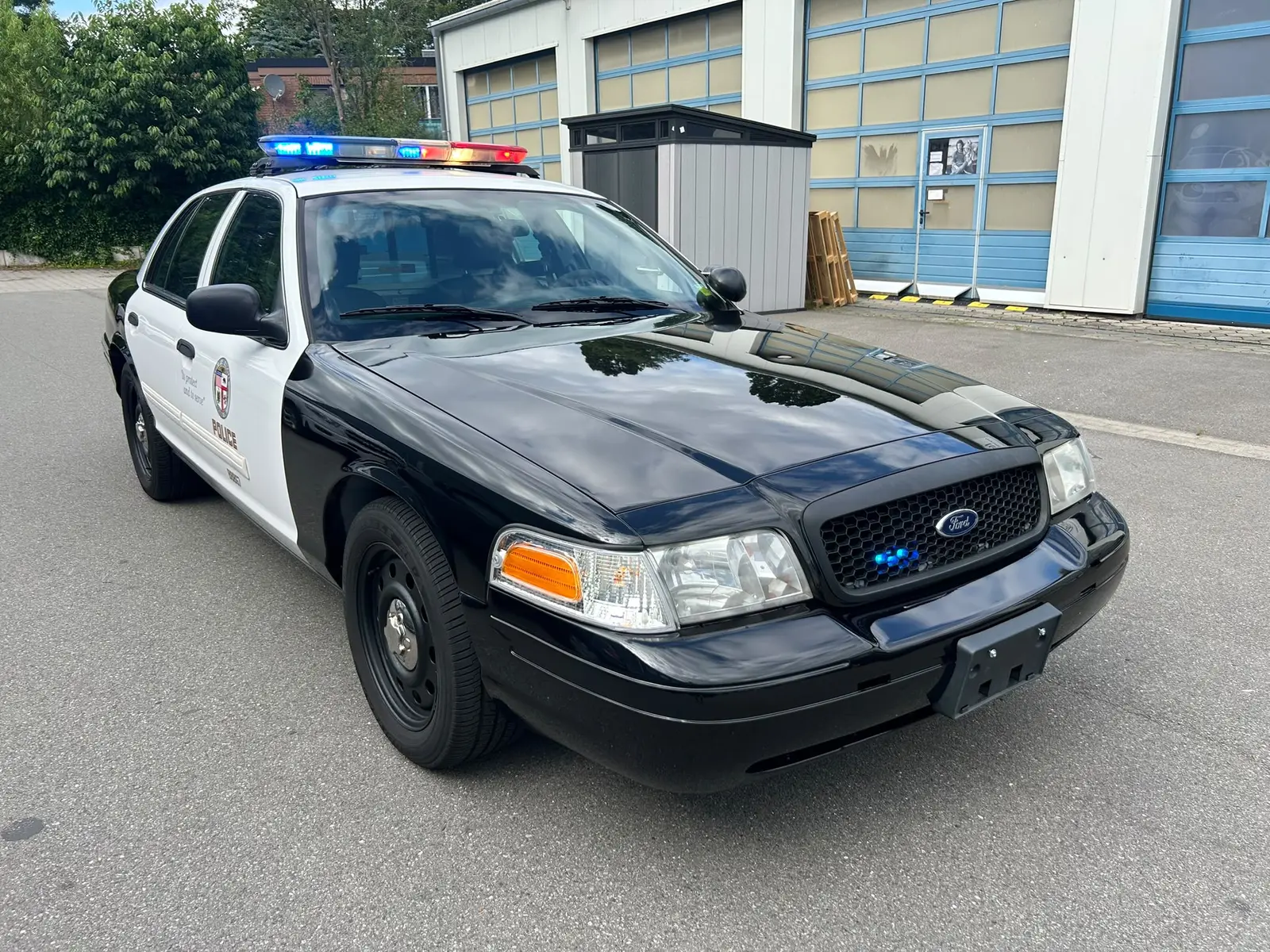 Ford Crown Victoria Police Interceptor