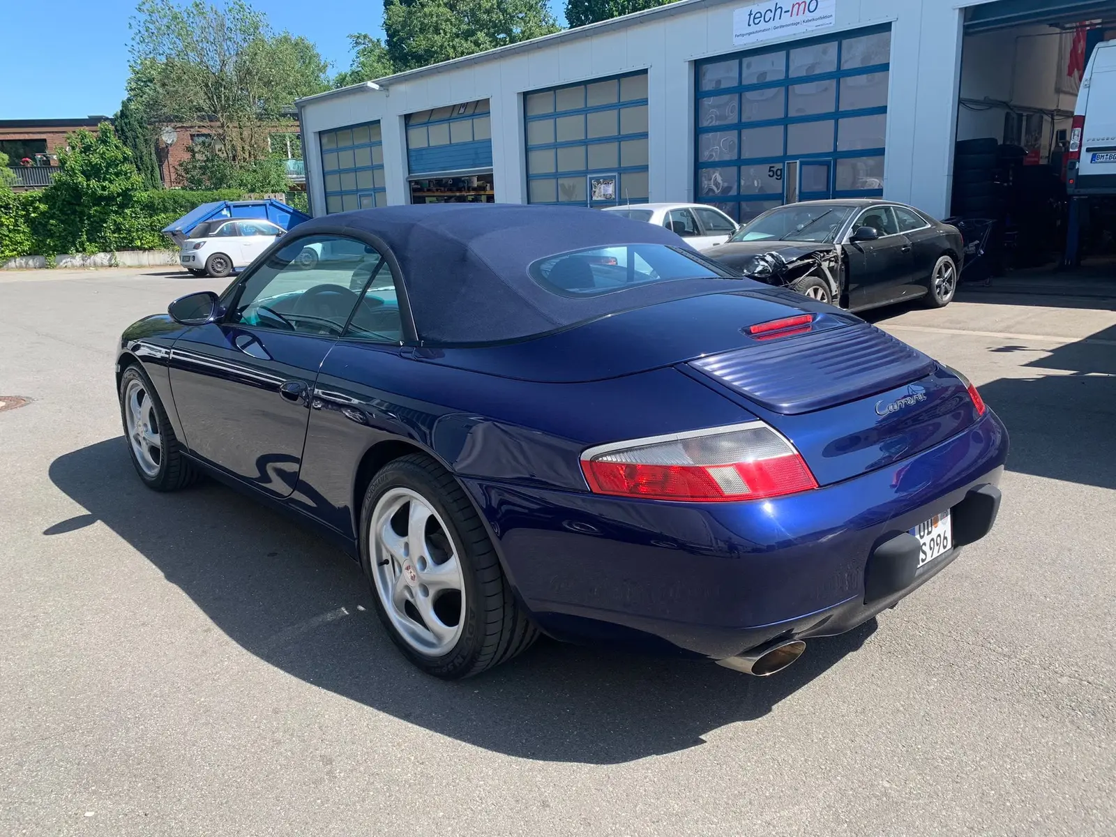 Porsche 911 Carrera Cabriolet