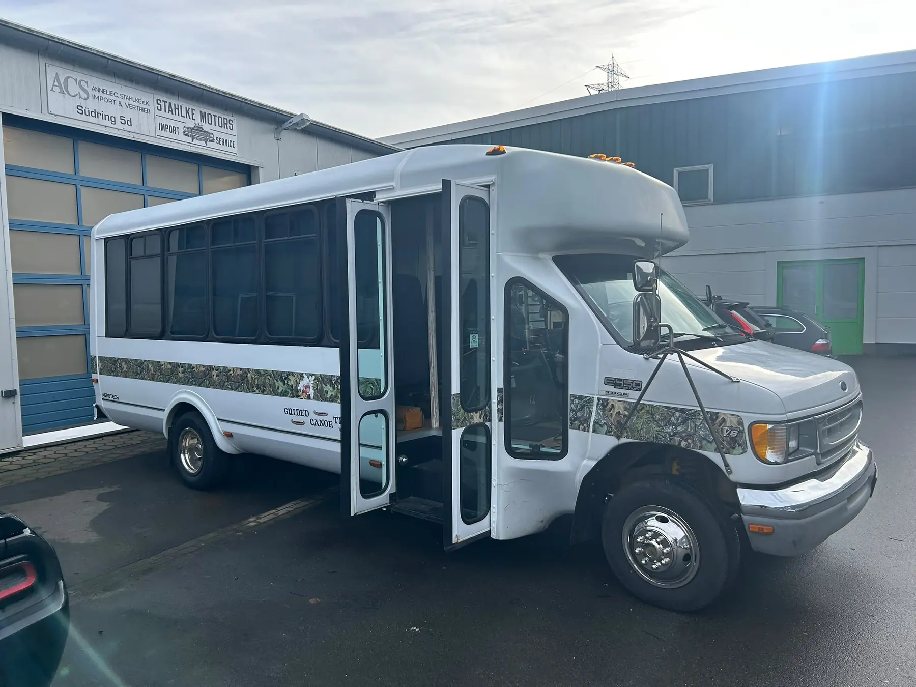 Ford E-450 Wohnmobil von Stahlke Motors in Wentorf